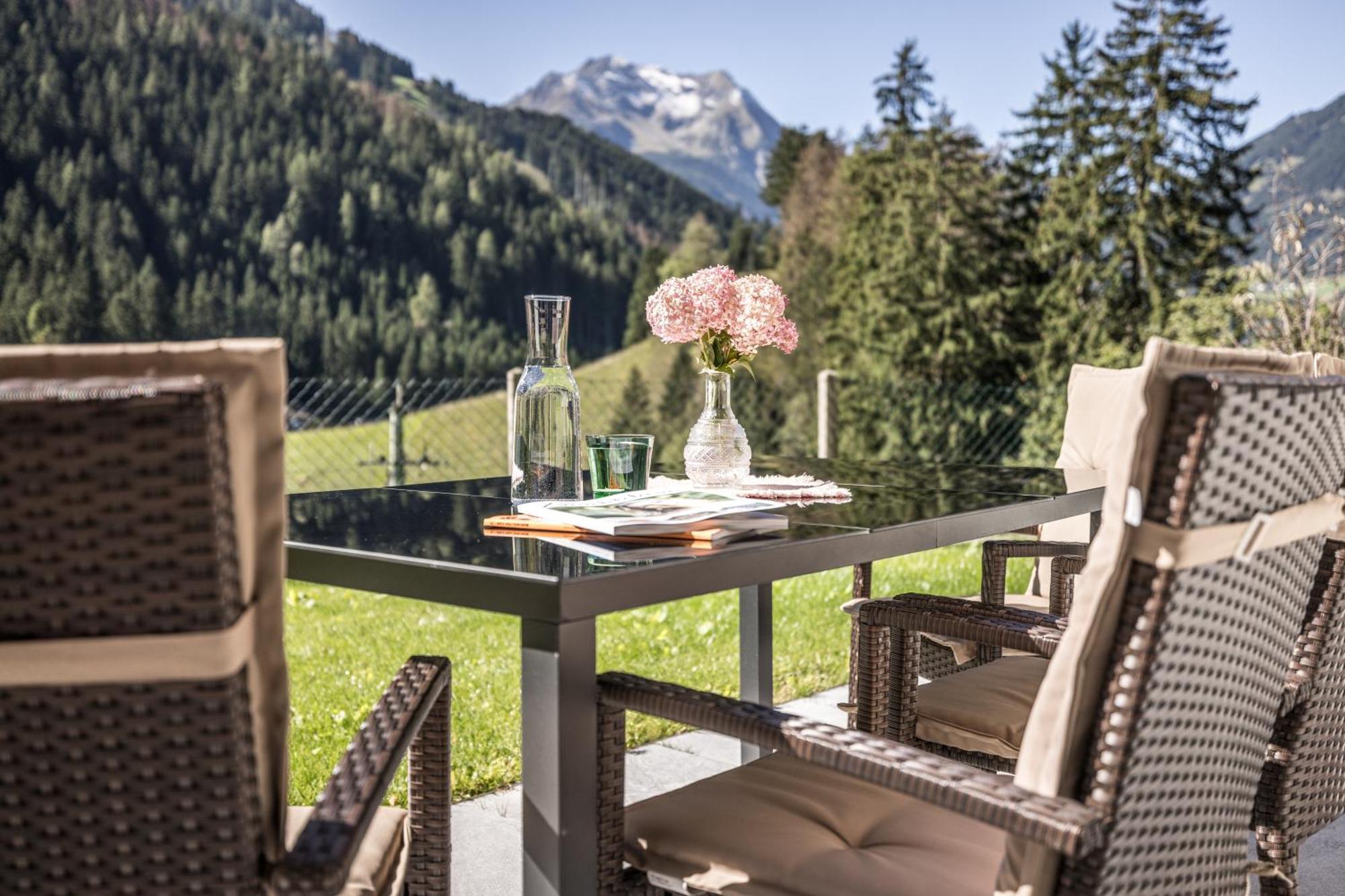 Natur Zeit - Alpine Garden Apartments ไมย์อาโฮเฟิน ภายนอก รูปภาพ