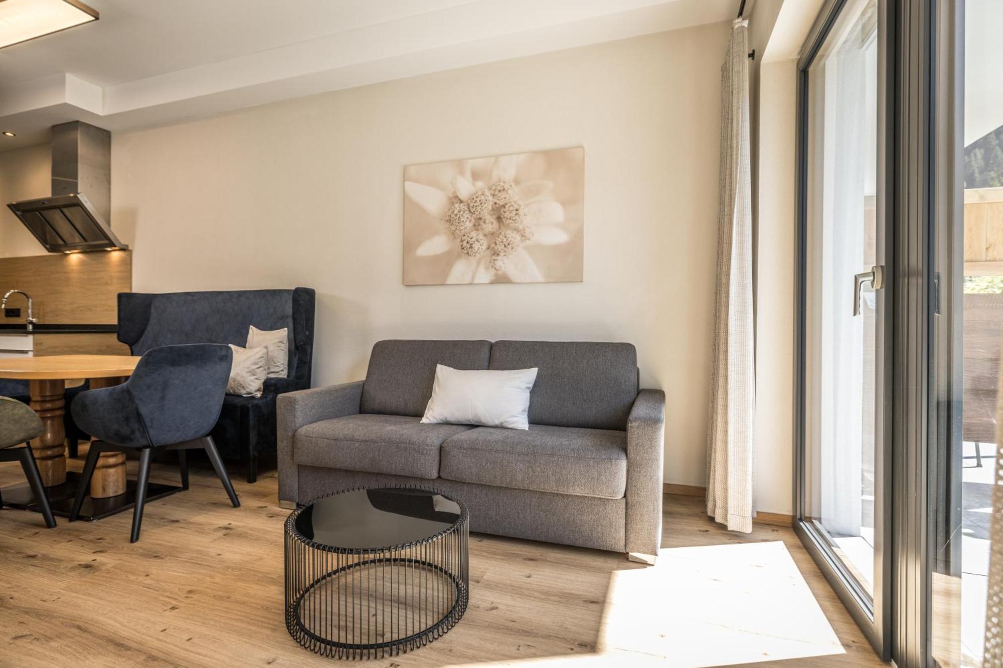 Natur Zeit - Alpine Garden Apartments ไมย์อาโฮเฟิน ภายนอก รูปภาพ